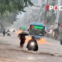 NÓNG 3/10: Hai kịch bản bão Matmo đổ bộ vào nước ta