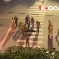 NÓNG 22/8: Đối tượng lao xe vào Cảnh sát cơ động có thể bị xử lý về tội giết người?