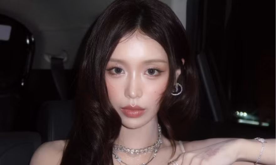Em xinh Han Sara được đề cử gương mặt đẹp nhất thế giới