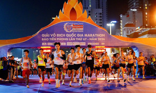 Hơn 100.000 lượt khách đến Khánh Hòa dịp tổ chức Tiền Phong Marathon