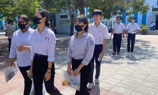 Khánh Hòa giảm 271 trường công lập, khuyến khích cán bộ quản lý đi dạy