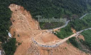 Sạt lở trên đèo nối Nha Trang - Đà Lạt sẽ được khắc phục trước Tết Nguyên đán