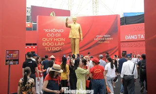 95 năm cờ Đảng soi đường