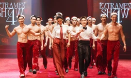 Loạt mẫu nam cởi trần khoe '6 múi' 