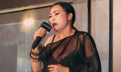 Ca sĩ Phương Thanh mặc xuyên thấu táo bạo