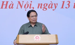 Khẩn trương xây dựng lại 1.900 nhà sập đổ, 67.000 nhà tốc mái cho đồng bào miền Trung 