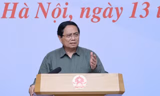 Khẩn trương xây dựng lại 1.900 nhà sập đổ, 67.000 nhà tốc mái cho đồng bào miền Trung 