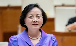 Bộ Nội vụ đề xuất chính sách vượt trội về lương thưởng, bổ nhiệm với chuyên gia