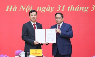 Thủ tướng trao quyết định bổ nhiệm Giám đốc Đại học Quốc gia Hà Nội