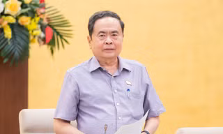Quốc hội xây dựng luật để mở đường cho phát triển