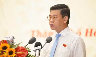 Nghị quyết của Ủy ban Thường vụ Quốc hội về công tác cán bộ tại TPHCM và 2 tỉnh