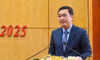 Phê chuẩn kết quả bầu Chủ tịch tỉnh Lạng Sơn với ông Nguyễn Cảnh Toàn