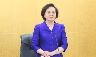 Bộ trưởng Nội vụ: Báo cáo Bộ Chính trị vấn đề tiền lương, phụ cấp trong tháng 9