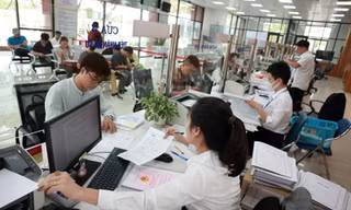Cán bộ, công chức, viên chức nghỉ việc sau sáp nhập cần tạo việc làm mới