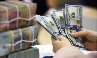 Thủ tướng yêu cầu báo cáo tình hình lãi suất, giá vàng, chứng khoán