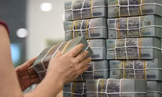 Thủ tướng yêu cầu 'hạ nhiệt' lãi suất ngân hàng