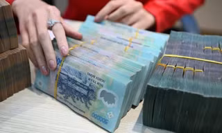 Bộ Nội vụ đề xuất tăng lương hưu từ 1/7