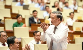 Tổng Bí thư Tô Lâm dự, chỉ đạo hội nghị ‘Bình dân học vụ số – Quốc hội số’ 