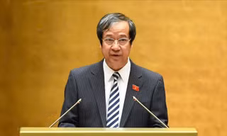 Miễn phí sách giáo khoa, bỏ quy định cấp bằng tốt nghiệp trung học cơ sở