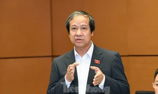 Bộ trưởng Nguyễn Kim Sơn nói về lộ trình dùng chung một bộ sách giáo khoa