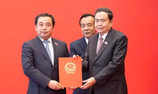 Bí thư Thành ủy Hà Nội Trần Đức Thắng giữ chức Trưởng Đoàn đại biểu Quốc hội Hà Nội