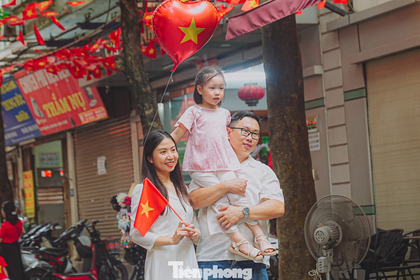 tp-phan-dinh-phung-anh-11.jpg