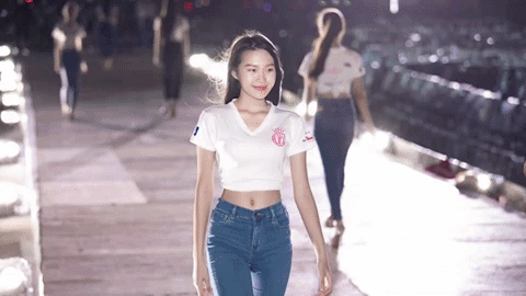 Á hậu Thuý An không kìm được nước mắt khi ghé thăm trung tâm bảo trợ trẻ em ở Vũng Tàu ảnh 14