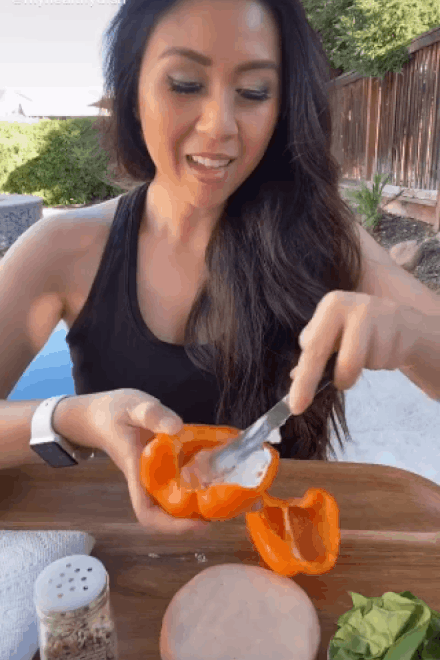 Siêu đầu bếp Gordon Ramsay gây ‘bão’ TikTok khi nhận xét món ăn kỳ dị của blogger gốc Việt ảnh 4