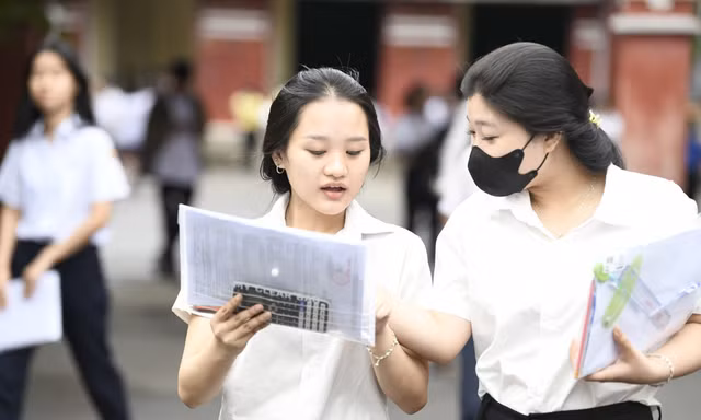 Thí sinh dự thi tốt nghiệp THPT 2025 Ảnh: NHƯ Ý