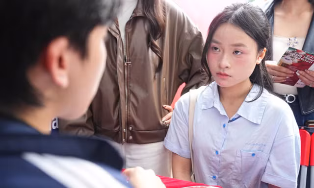 Thí sinh tìm hiểu ngành nghề đào tạo đại học năm 2026 Ảnh: DUY PHẠM 