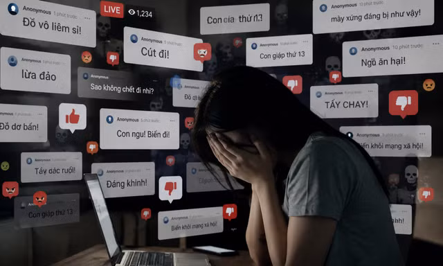 Từ một buổi livestream, những lời công kích có thể lan rộng trên mạng xã hội, kéo theo hiện tượng “đấu tố” và tấn công cá nhân