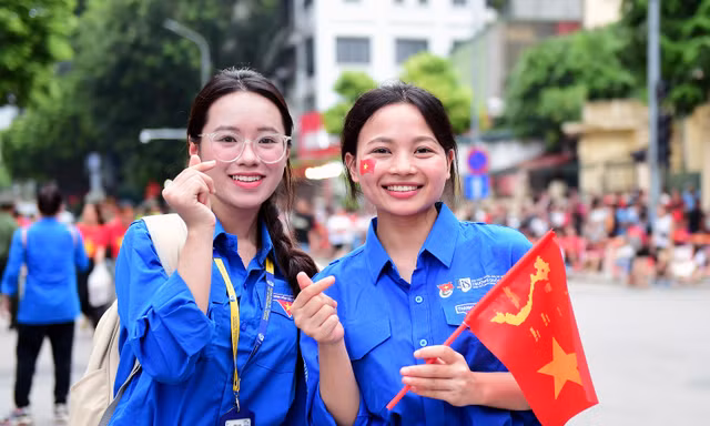 Khối diễu hành Thanh niên Việt Nam hợp luyện tại Ba Đình Ảnh: Xuân Tùng