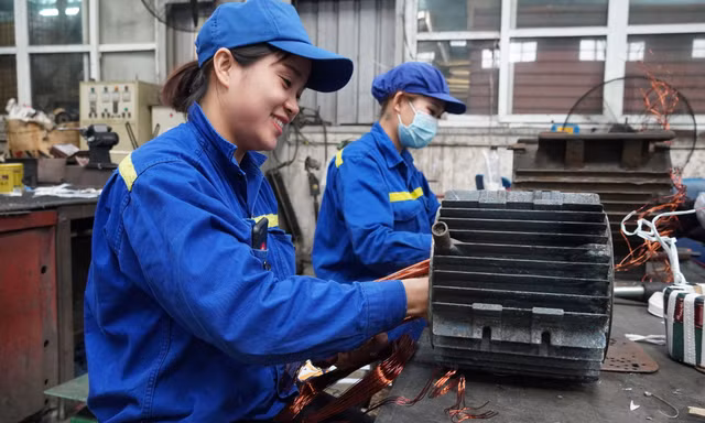 Than Hà Lầm giữ chân thợ lò bằng chính sách thiết thực 