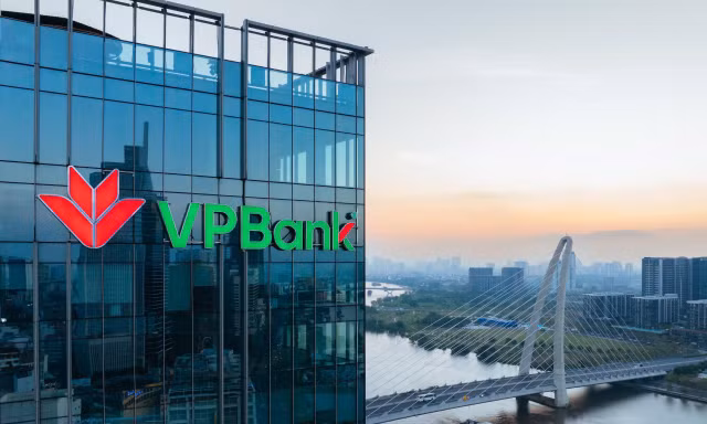 VPBank ghi dấu tại The Asian Banker với ba giải thưởng về số hóa, AI và phát triển bền vững 