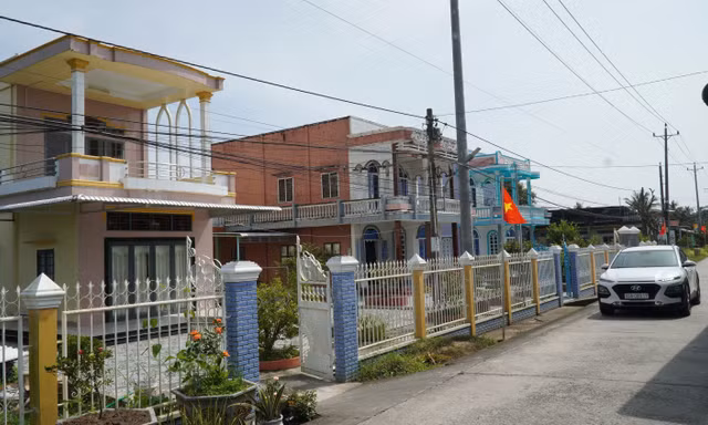 Vùng quê mang tên ấp “Nhà Lầu” đã mọc lên những căn nhà đúng nghĩa 