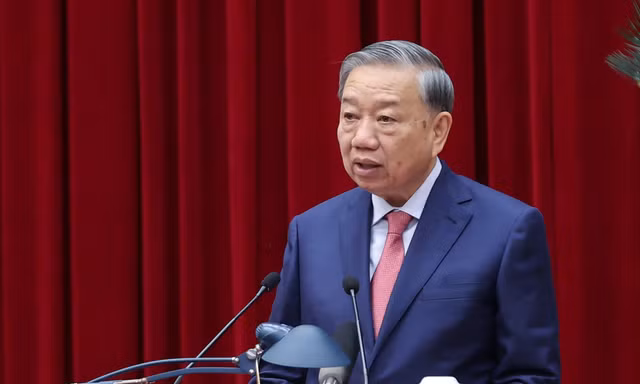 Tổng Bí thư Tô Lâm phát biểu khai mạc tại Hội nghị lần thứ 15 Ban Chấp hành Trung ương Đảng khoá XIII Ảnh: Nhật Minh