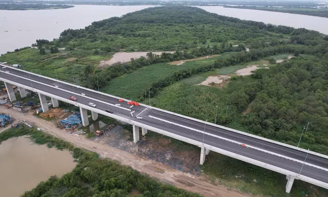 Ngày 19/8, khai thác tạm đoạn đầu tiên đường Vành đai 3 - TP.HCM 