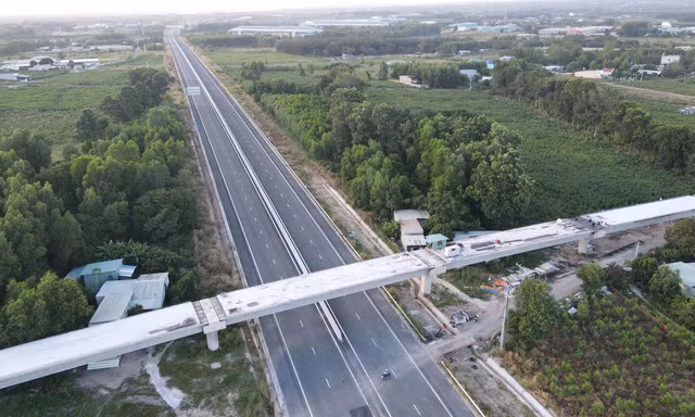 Toàn cảnh cao tốc Biên Hòa – Vũng Tàu trước thời điểm thông xe kỹ thuật 