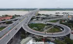 Cấm xe trên 18 tấn lên cầu Vĩnh Tuy sau vụ cháy bãi xe dưới gầm cầu