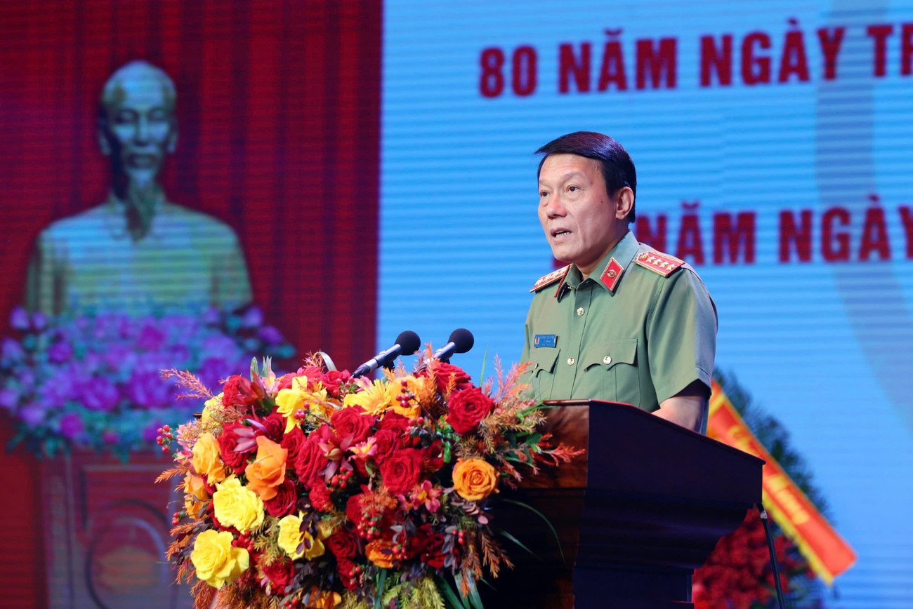 Đại tướng Lương Tam Quang - Bộ trưởng Bộ Công an. dai-tuong-quang.jpg
