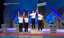 Nam sinh Chuyên Lê Quý Đôn mang cầu truyền hình Olympia 25 về tỉnh Khánh Hòa 