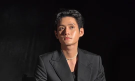 Đình Khang “Mưa Đỏ” nghẹn ngào lo cho gia đình ở vùng lũ miền Trung