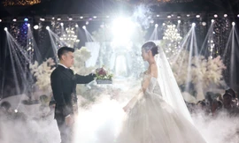 Lễ cưới được tổ chức theo phong cách "vườn địa đàng" của Hoa hậu Đỗ Thị Hà