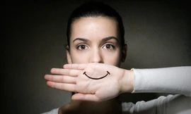 Những thói quen dẫu biết có hại cho sức khỏe nhưng nhiều người vẫn "thích" làm