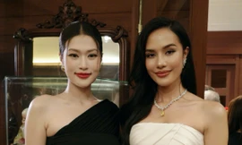 Hoa hậu Thiên Ân chung khung hình với Miss World 2025 Opal Suchata tại Thái Lan