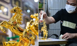 Ngựa mạ vàng 24K hàng chục triệu đồng: Vì sao giá cao, mua rồi liệu có giữ giá?