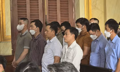 Các bị cáo tại phiên tòa.