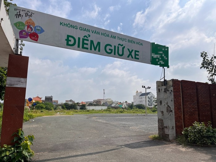Hiện nay, khu đất tạm làm điểm giữ xe phục vụ không gian văn hóa ẩm thực Biên Hoà
