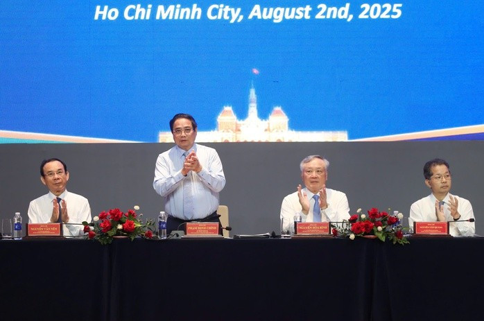 Thủ tướng Phạm Minh Chính dự hội nghị triển khai Nghị quyết về Trung tâm Tài chính quốc tế tại Việt Nam sáng 2-8