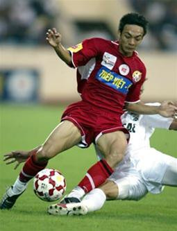 Hậu vệ phải Văn Nhiên Hậu vệ phải Văn Nhiên